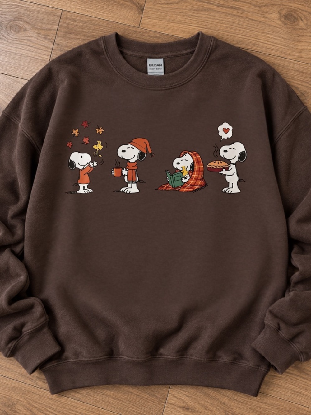 Snoopy Peanuts Autumn Leaves Coffee Reading Pie Vintage Brown Sweatshirt